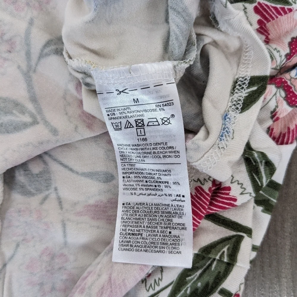 Old Navy Luxe Tank Top Size Medium Cream Floral - Picture 5 of 7